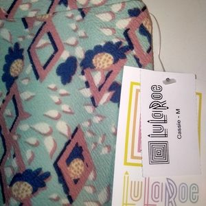 🔥3/$36NWT LulaRoe Cassie Skirt